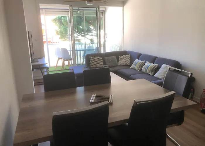 Eden Catalan Climatise 5 Personnes Meuble Tourisme 